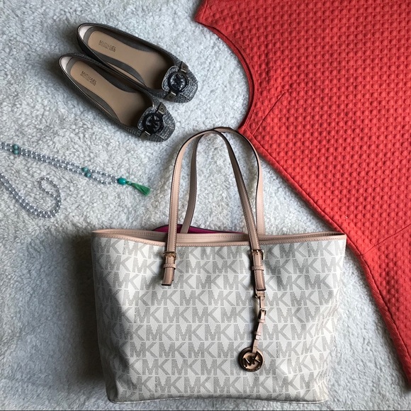 MICHAEL Michael Kors Handbags - Michael Kors Jet Set Vanilla Multifunction Tote